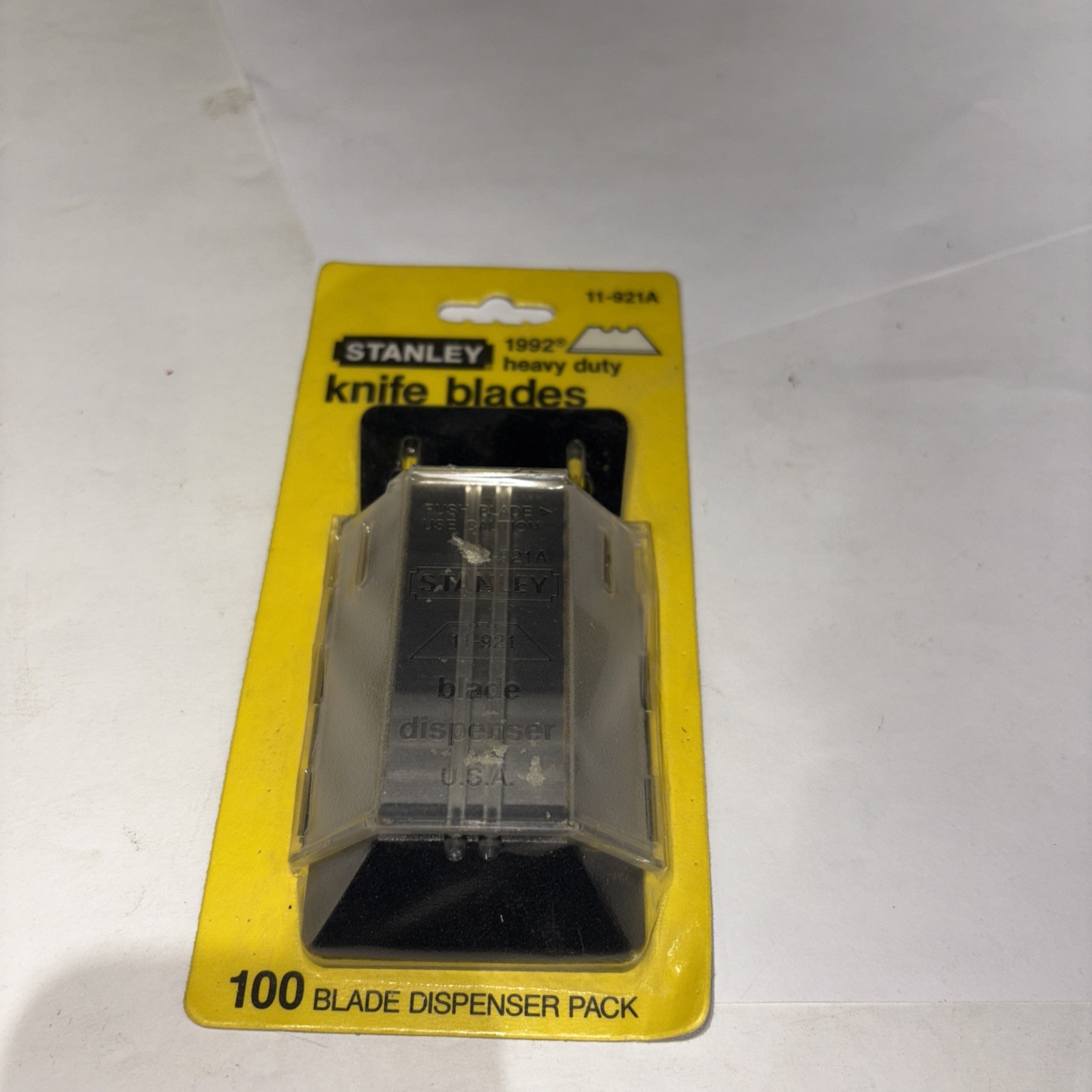 Stanley 11-921A General Purpose Heavy-Duty Utility Blades-10