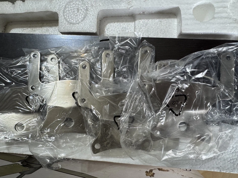 Litex UBW48BC4C1 Wakefield - 4 Blade Ceiling Fan with Light Kit - Brushed Chrome - Image 3 of 4