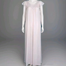 VTG SHADOWLINE Long Nylon & Lace Nightgown Gown Dress Lingerie USA Soft Pink