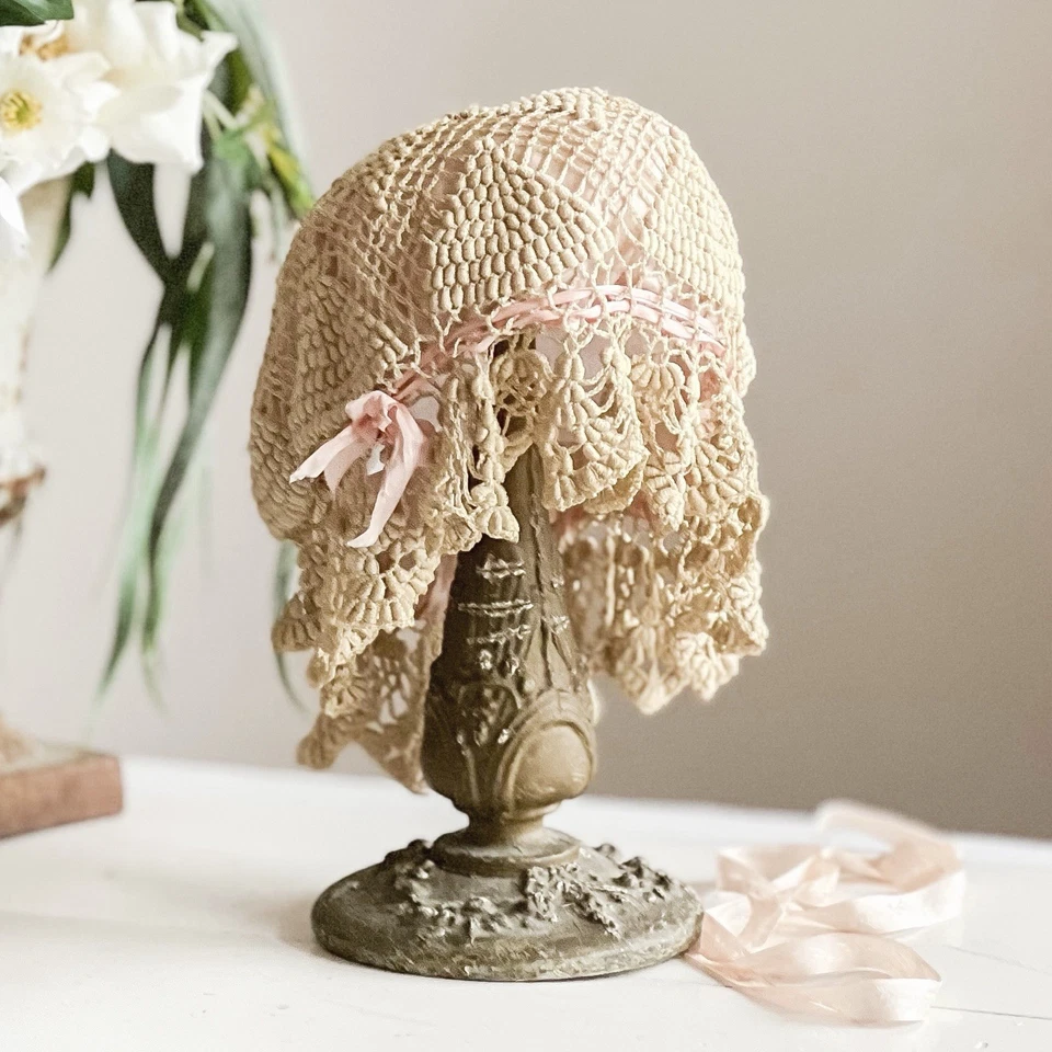 Gorro tocador de ganchillo antiguo para dormir Foto 3 de 4