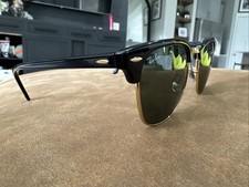 Ray-Ban RB3016 Clubmaster Polished Black/Gold W0365 Sunglasses 51mm i28