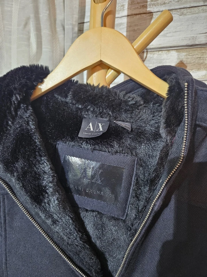 Mens Armani Exchange Faux Fur Lined Hoodie Vest size small - Image 3 of 4