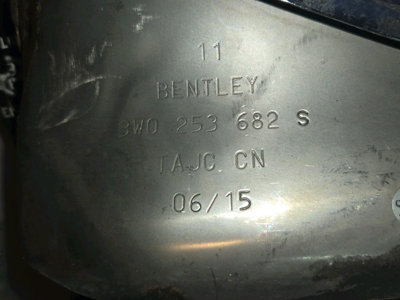 11-18 Bentley Continental Gt Gtc Rear Right Exhaust Tip 3W0253682c Oem