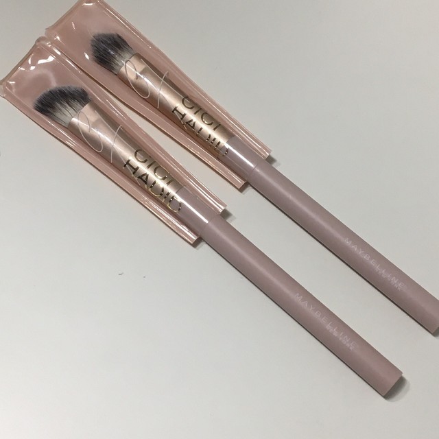 Maybelline Gigi Hadid Eye Makeup Brushes CONTOUR AND ANGLE BRUSH 2PC