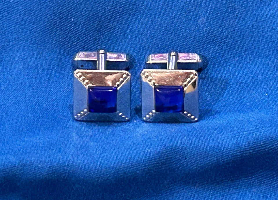 Gemelos vintage chapados en oro blanco de 10k con piedra azul Foto 2 de 4