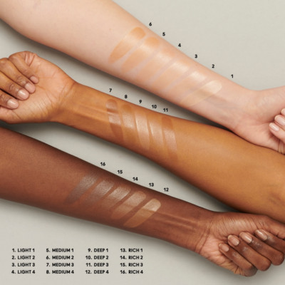 MAC Strobe Dewy Skin Tint 30ml Neu im Karton (verschiedene Farbtöne)  Authentisch