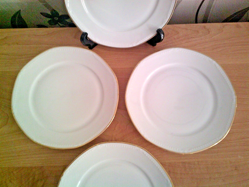 MitterTeich Bavaria - Salad side Plates - Set of 4 Plates - White Gold Trim - Picture 4 of 7