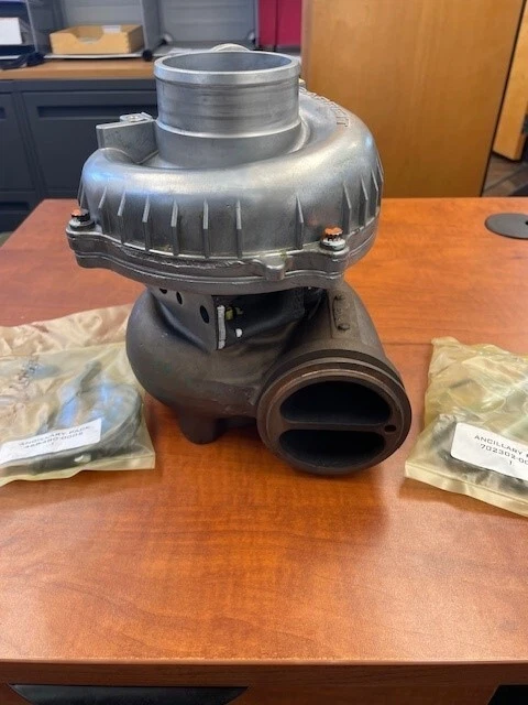 CONJUNTO TURBOCOMPRESOR MOTORCRAFT OEM 7,3 L - TC-4-RM Foto 4 de 4