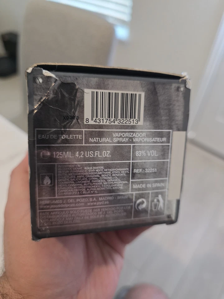 QUASAR BY J. DEL POZO COLÔNIA MASCULINA 4,2 OZ/125 ML SPRAY EDT CAIXA DANIFICADA - Imagem 2 de 4
