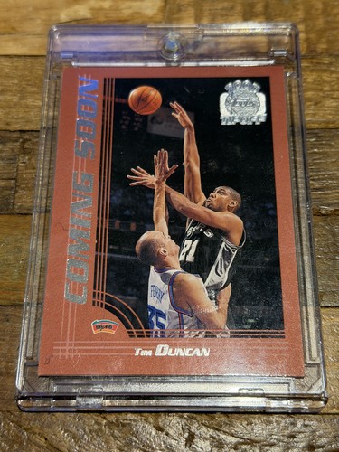 Tim Duncan #155 2000 Topps Tip-Off card