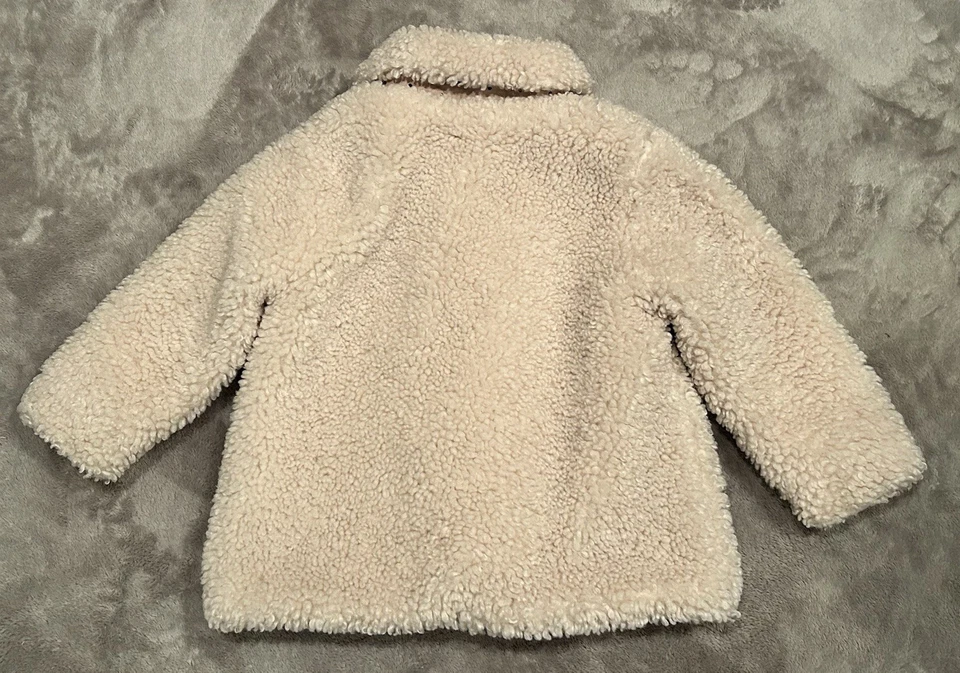 ZARA 学步女孩夏尔巴泰迪外套奶油色米色夹克 2-3 岁 98 码 — 第 3/4 张图片