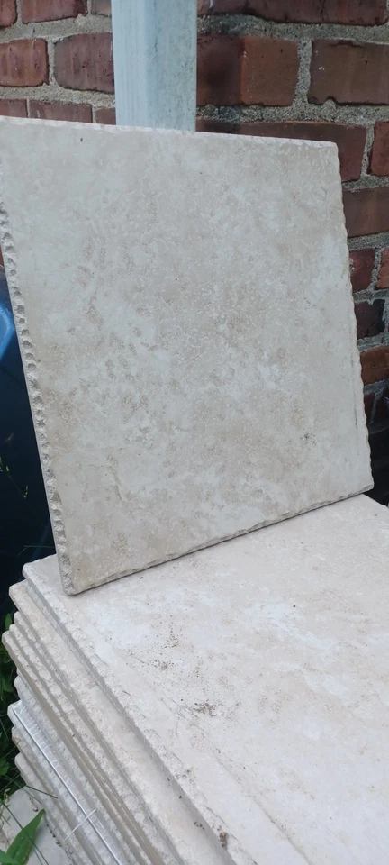 Azulejo italiano de color crema 70 16 x 16 Foto 4 de 4