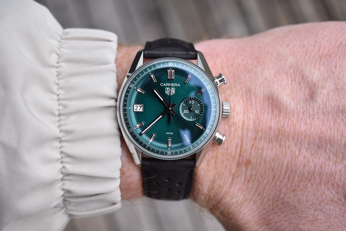 Tag Heuer Carrera Chronograph 39mm Glassbox Green Dial CBS2211-0