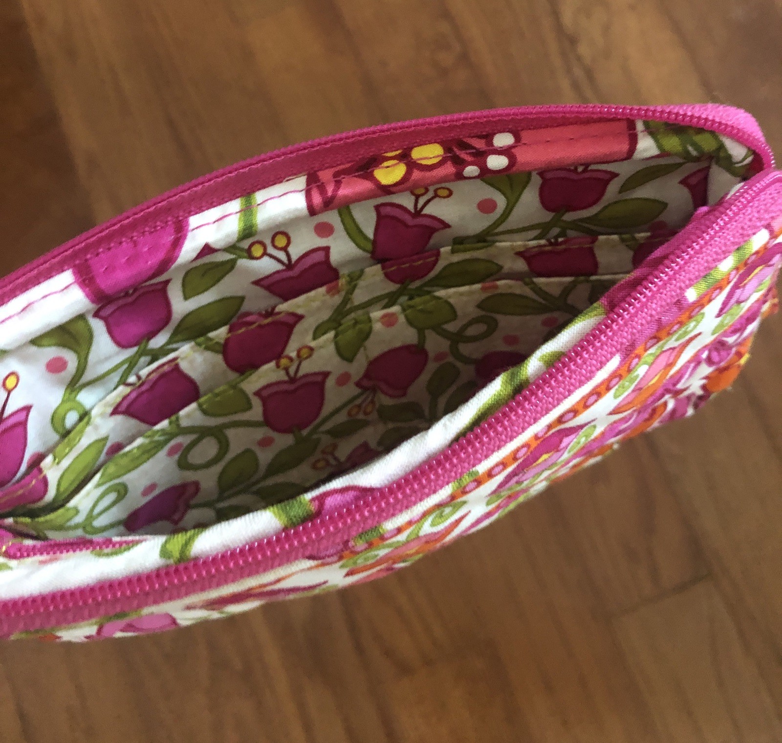 VERA BRADLEY Wristlet or Large Wallet LILLI BELL Pink Green White 7x4x1