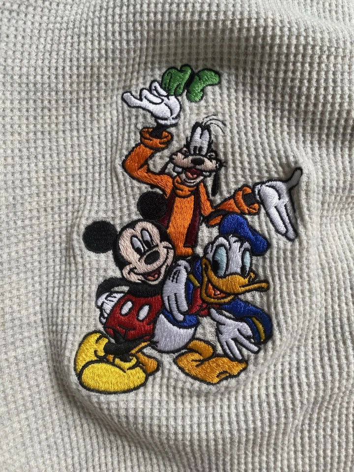 De colección Años 90 Disney Store Mickey Mouse & Friends Henley Manga Larga Talla Mediana Foto 3 de 4