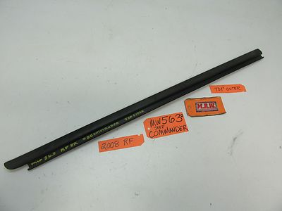 MOLDING DOOR GLASS WINDOW SEAL TOP PASSENGER SIDE FRONT for 06-10 JEEP COMMANDER