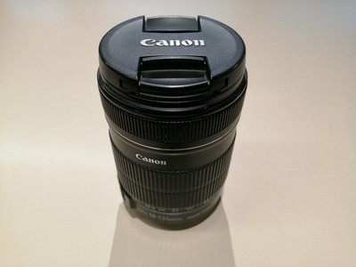 【MINT+++】CANON Standard zoom lens EF-S 18-135MM 3.5-5.6 IS From Japan