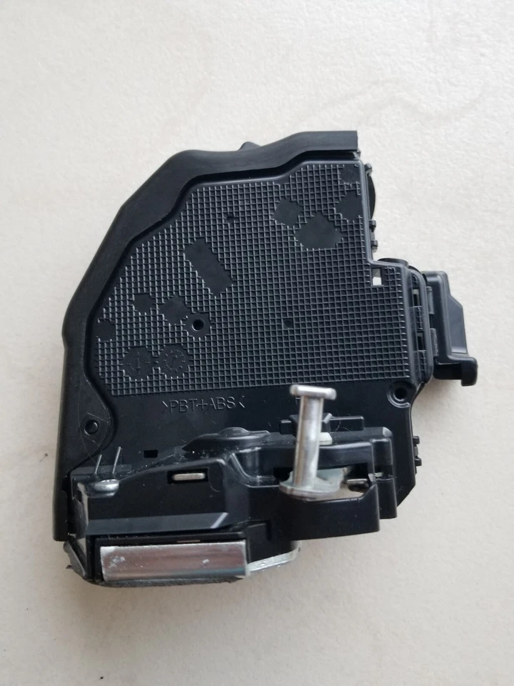 Actuador de cerradura de puerta Scion XD genuino 2008 a 2014 trasero derecho - garantía de por vida Foto 2 de 3