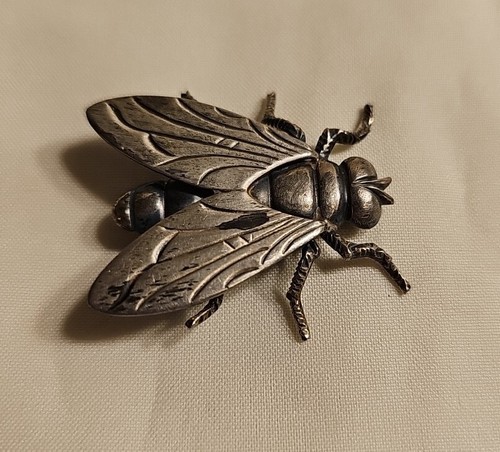 Vintage 1950s Beaucraft Fly Brooch Realistic Finely And Accurately Detailed Rare - Picture 2 of 7