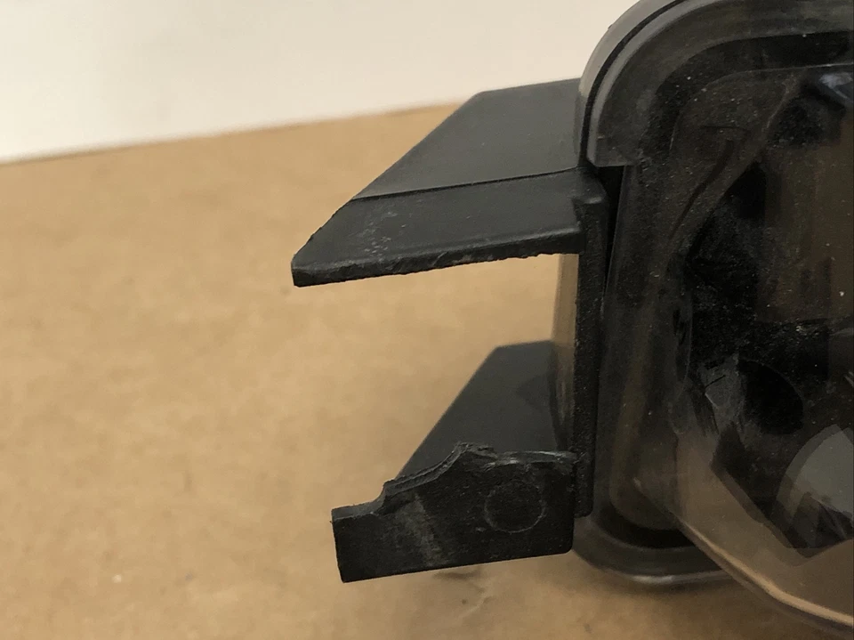 Driver Left LED DRL Fog Light Lamp for 16-22 Chevy Camaro LS LT RS ZL1 8 125378B - Image 2 of 4