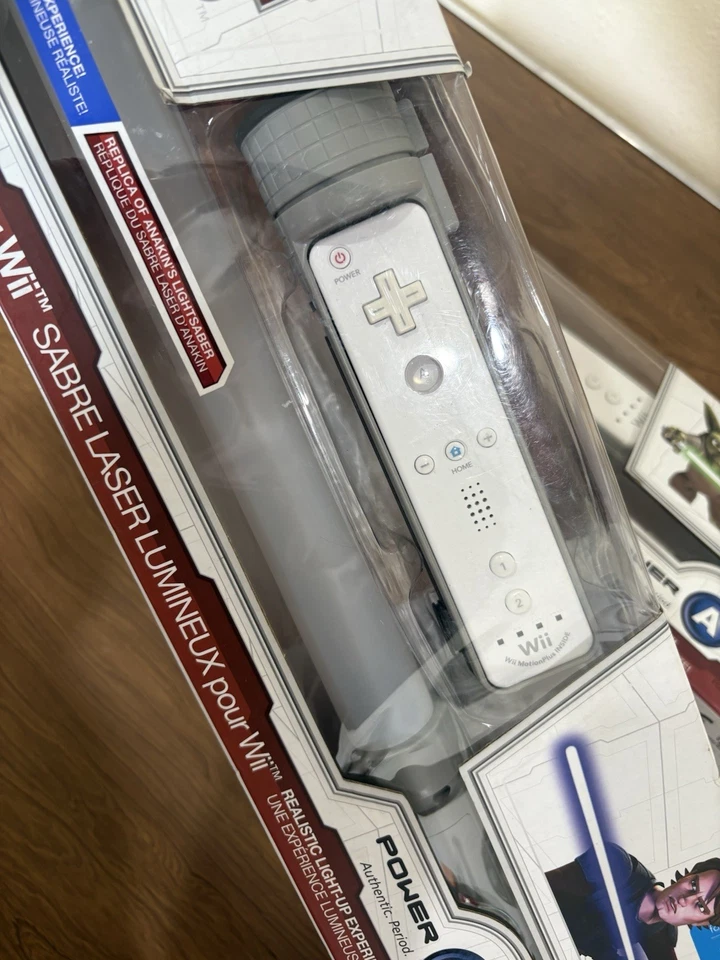Star Wars Light-Up Lightsaber for Wii  Set Of 2 Yoda’sGreen & Anakin’s Blue READ - Image 3 of 4