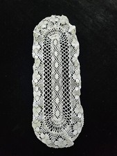 Vintage Bobbin Lace Runner Doily White 24" x 9"