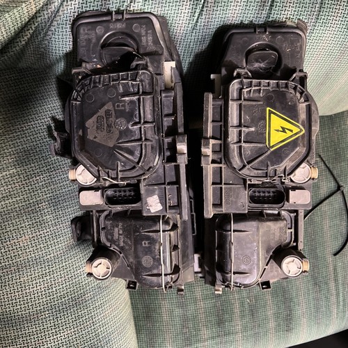 2003-2006 Audi A4 Quattro Headlight Complete Pair With Ballasts Xenon HID OEM - Picture 3 of 4