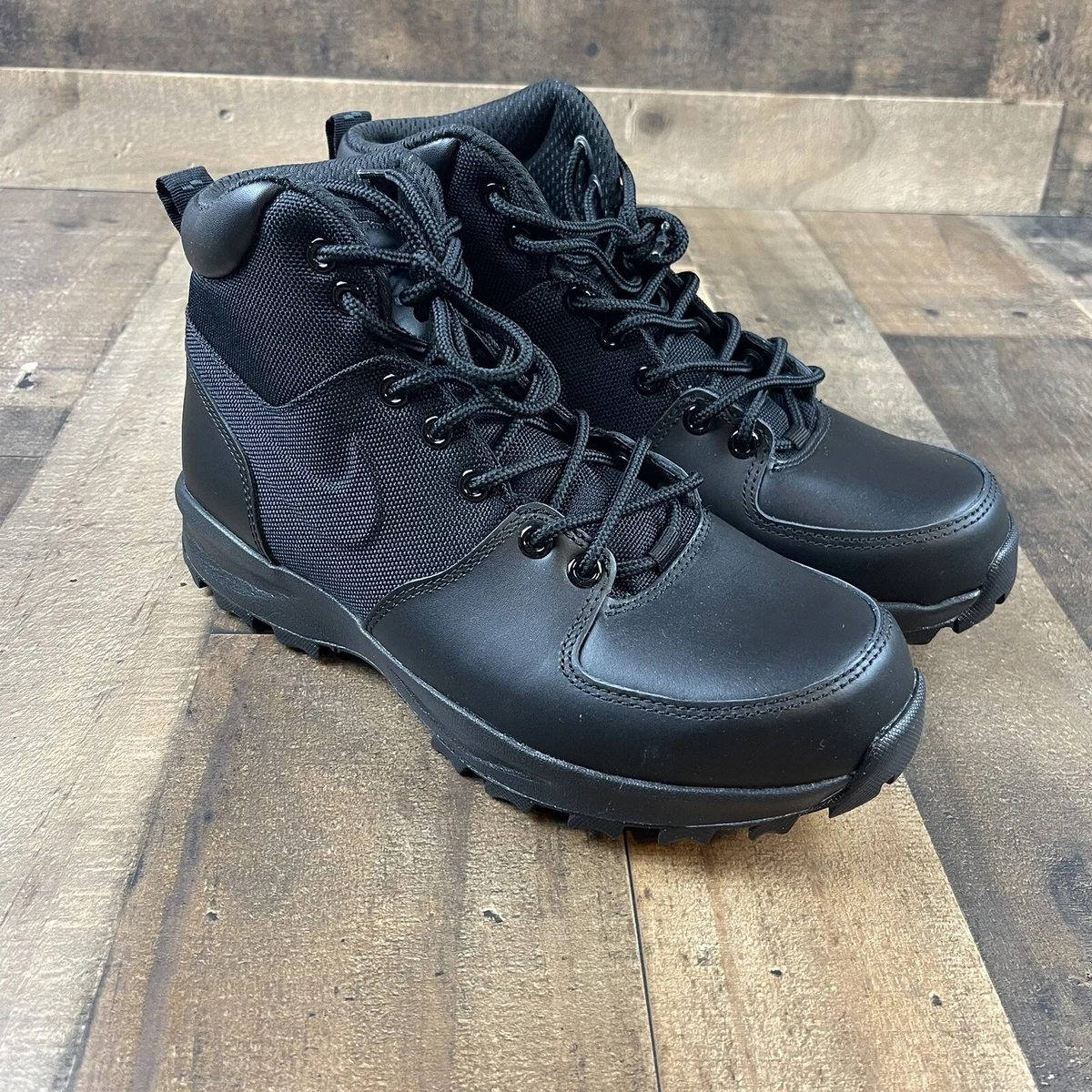 Black nike manoa top