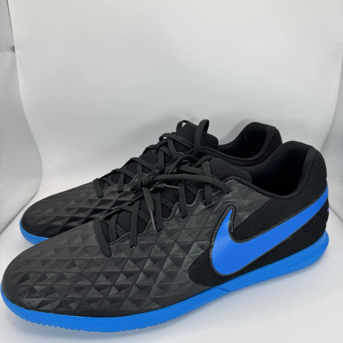 シューズ Nike Tiempo8 27.5 Preços baixos em Nike Tiempo LegendX 8 Club IC Black Blue Hero | eBay