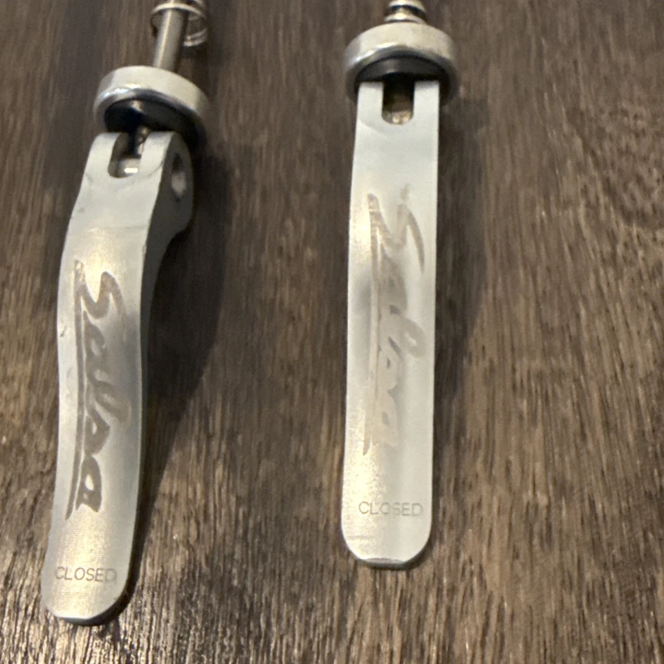 Juego de brochetas Salsa Ti plateadas QR 11/135 como nuevas con logotipo salsa vintage MTB hechas en Estados Unidos años 90 Foto 3 de 4