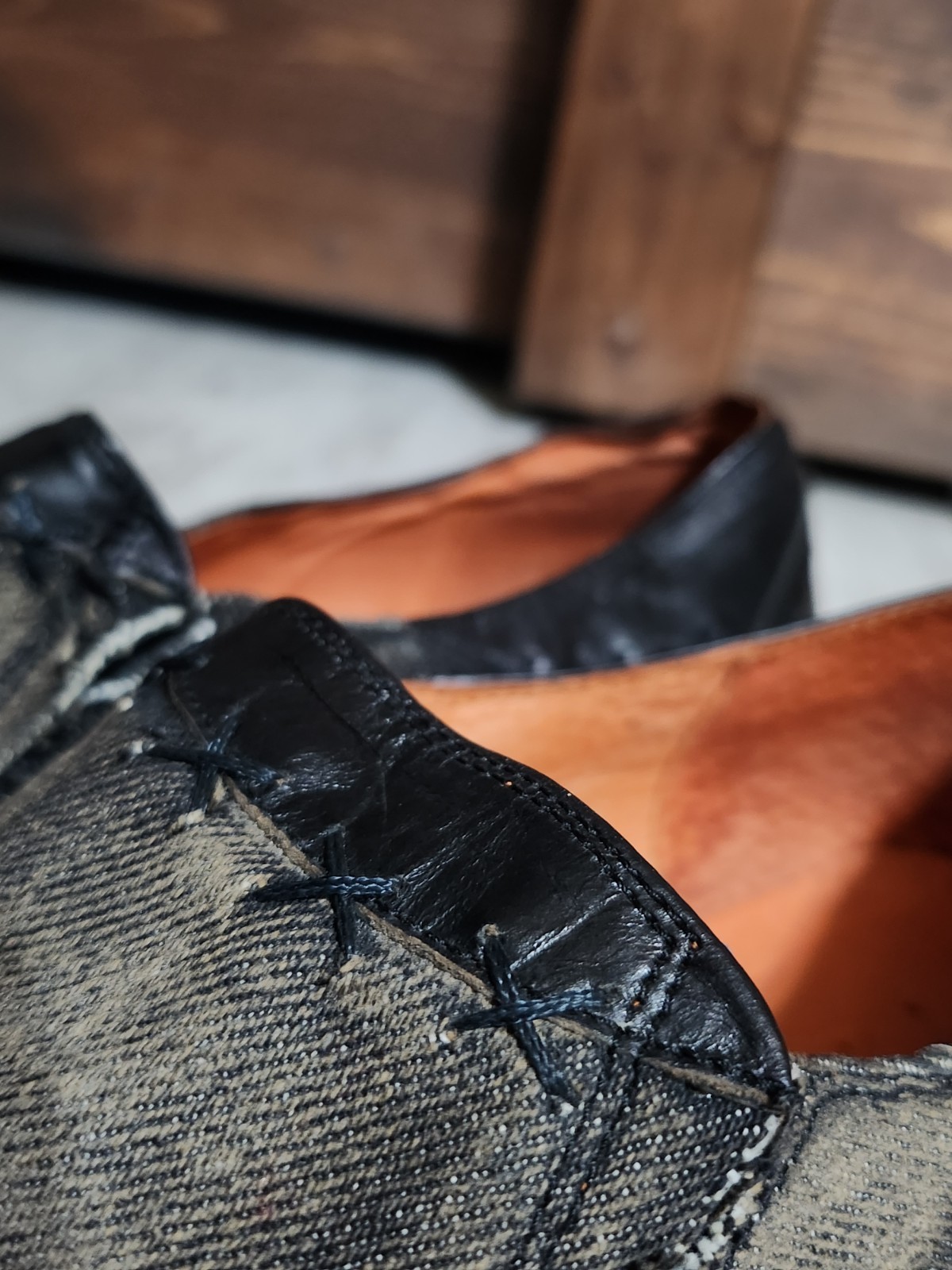 Robert Wayne "Implode" Gray Black Black/Tan Distr… - image 8