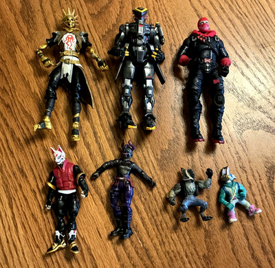 Lot 7 Fortnite Legendary Series 6