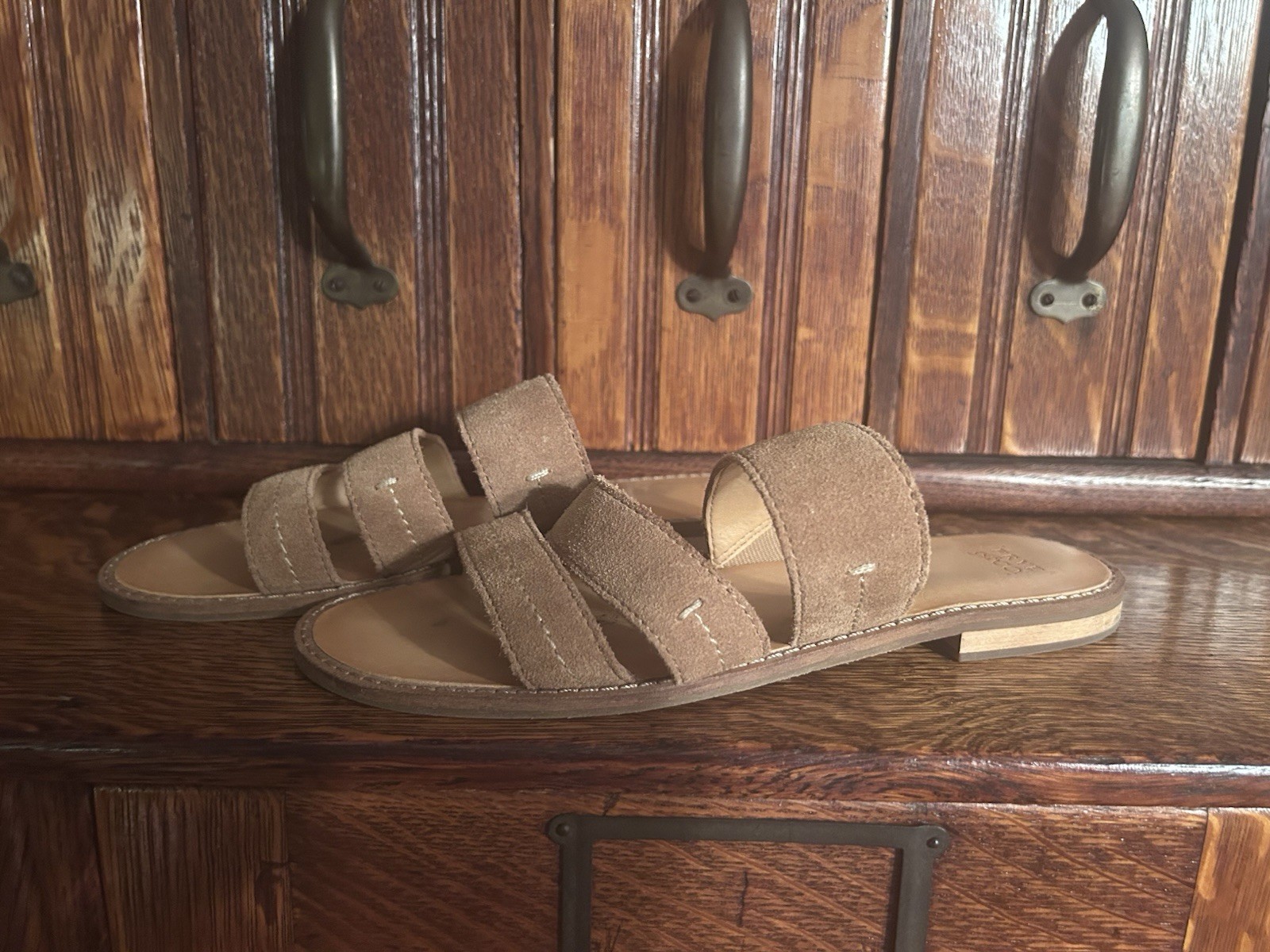 APL Sandalo Frye & Co. Evie 3 bande slide marrone pelle scamosciata sandalo slip on taglia 7