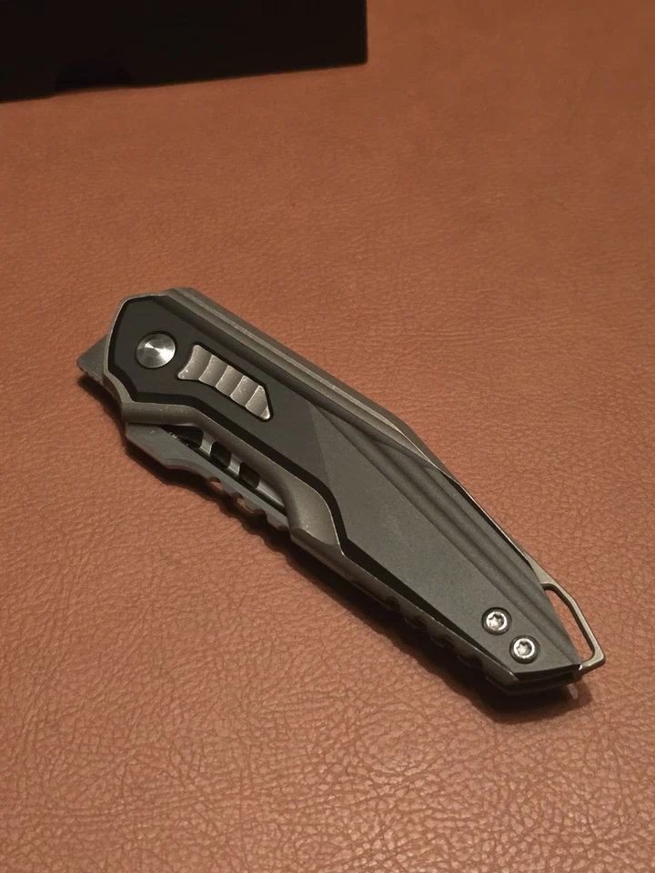 Navaja de Bolsillo Plegable Kizer Zero S45VN Hoja Titanio y Aluminio Mango Ki3664A2 Foto 4 de 4