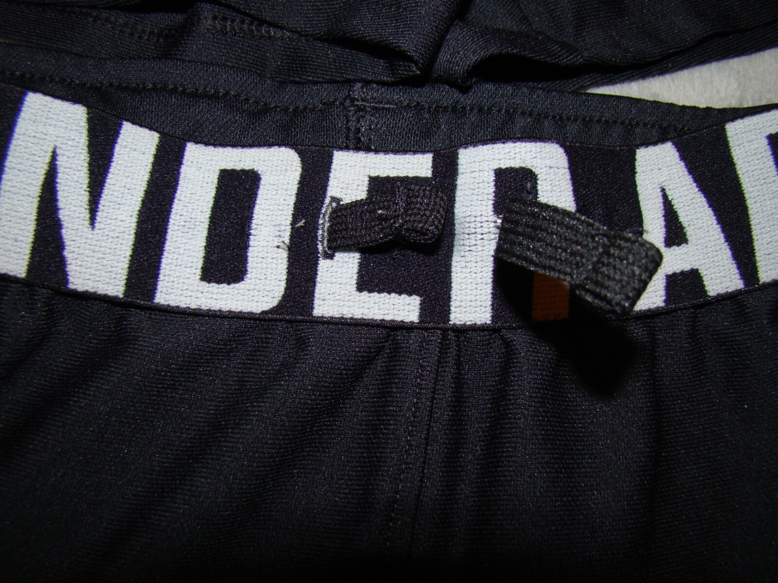 Picture 3 of 8