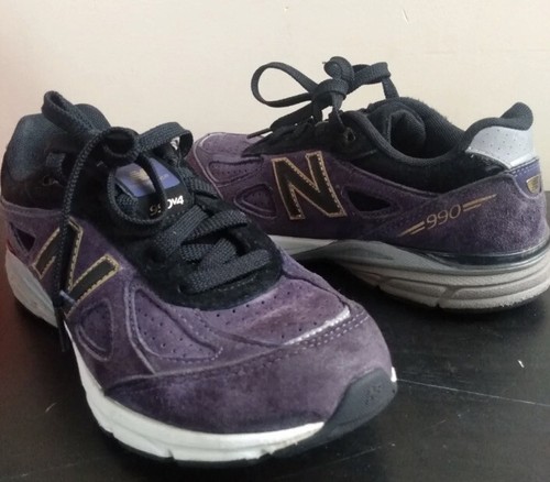 New Balance 990v Sneaker in Suede 