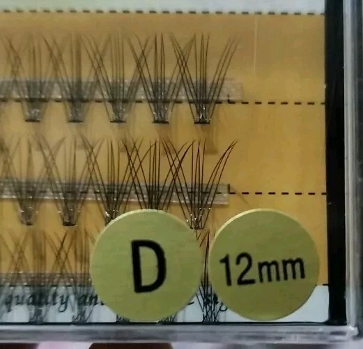 Makeup - Image 3 of 3