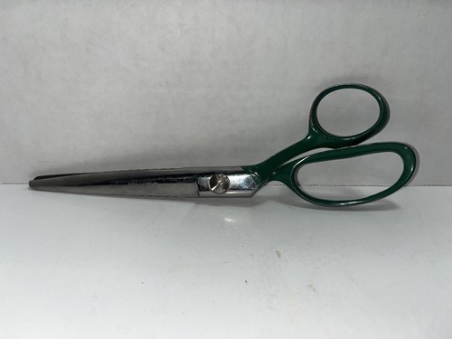 Vintage 1960s White Pinking Shears Scissors Green Handles 9.25" Japan