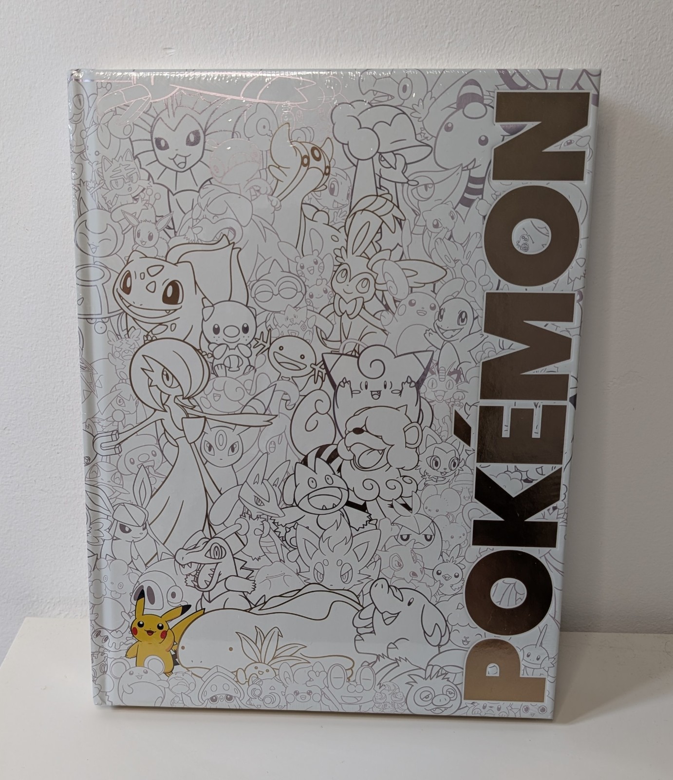 Pokemon Deluxe Hardback Character Guide Brand New & Sealed - Fast Delivery