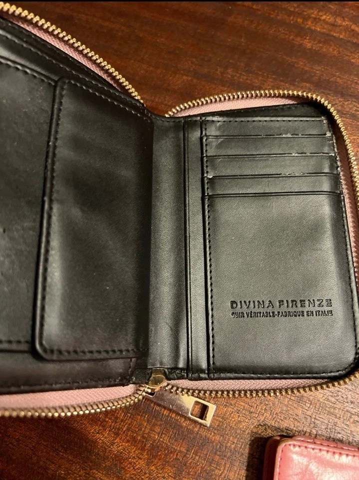 Pair of Ladies Leather Wallets Kenneth Cole Divina Firenze, PINK & POWDER Foto 3 de 4