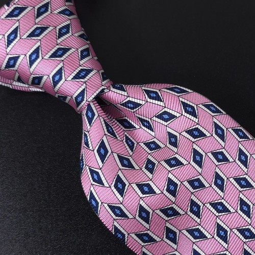Cravatta JOS A BANK Executive Collection 100% seta, geometrica, rosa e blu, nuova con etichetta.