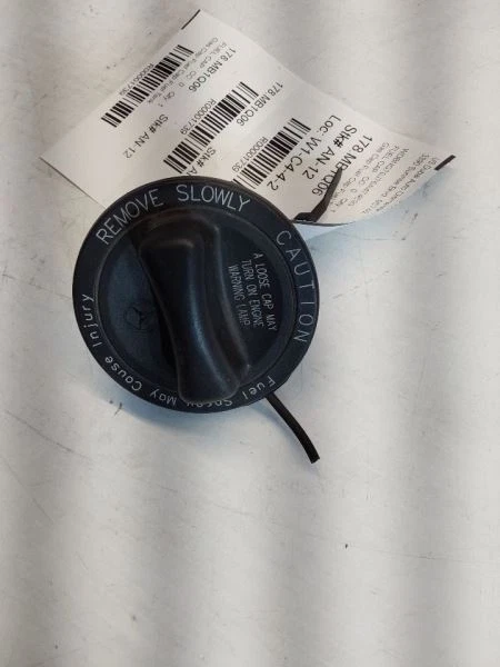 Tapa de gasolina Mercedes-Benz 2206 S430 tapa de combustible tanque de combustible OEM 14047003051739 Foto 3 de 4