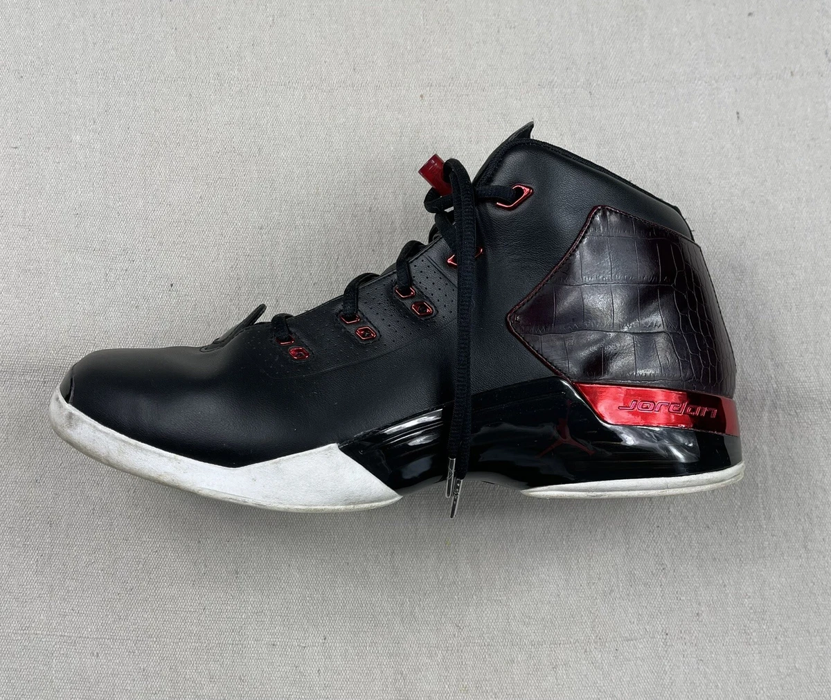 Jordan 17 Retro Bulls 2016 Sz 14 Black Red Bred Air Unit Sole Basketball Shoes