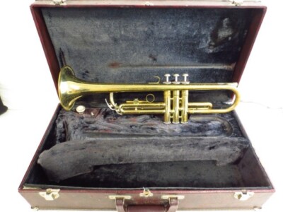 Yamaha YTR-232 Trumpet, Japan, with case & mouthpiece, Good Yamaha YTR-232 Trumpet, Japan, with case & mouthpiece, Good