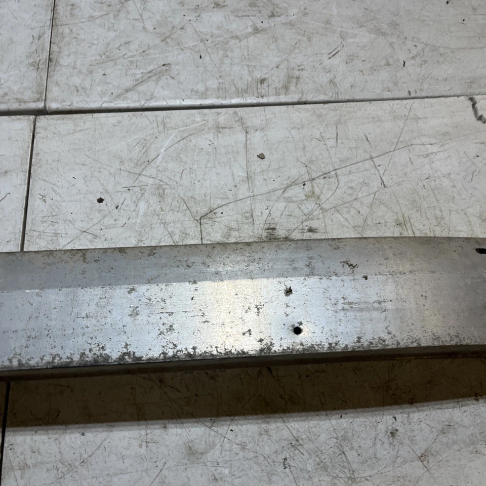 Reforço de para-choque 2005 Toyota Highlander híbrido alumínio traseiro - Imagem 3 de 4