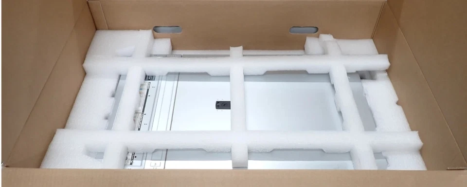 NEW Dell PowerEdge R760 12C Silver 4410Y 64GB Ram 8x 3.84TB SSD 24-Bay 2U Server - Image 4 of 4