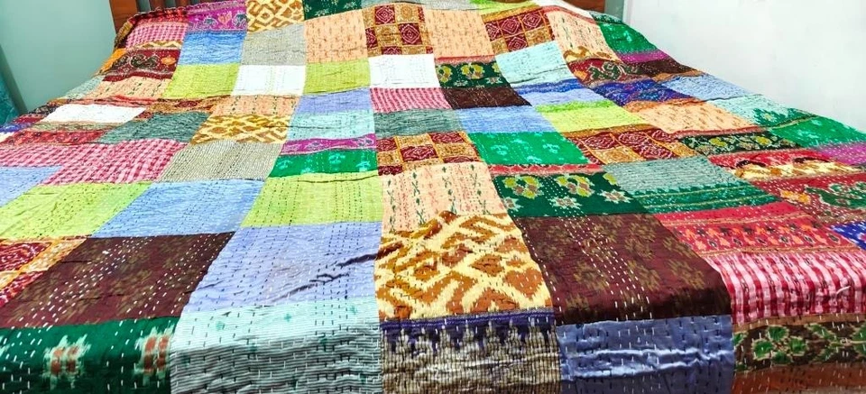 Indian Queen Kantha Quilt Handmade Patchwork Reversible Bedspread Blanket Throw - Image 3 of 4