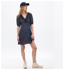 GAP Dress Large Hearts Print Ruffled Neckline Short sleeves