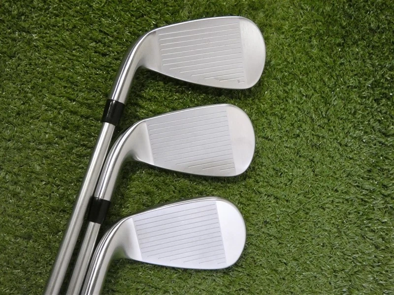 Titleist T400 Irons 7-9 (No P Wedge) Fubuki MV 55 Regular Graphite Excellent - Image 3 of 4