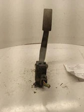 ESCAPE    2010 Accelerator Parts 1099134